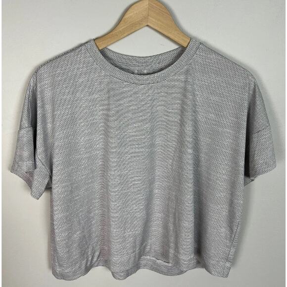 All in Motion Gray Texture Cropped Tee Shirt Size L Activewear Athleisure Womens - Picture 1 of 4